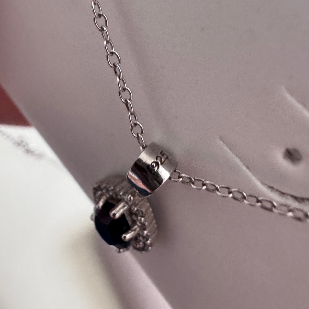 Pear Shaped Sapphire/Silver Necklace 925 - Picture 4 of 5